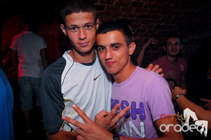 Party-ul de miercuri seara, 