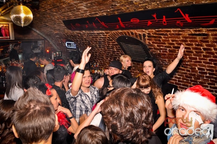 Party vineri în Club Escape, 