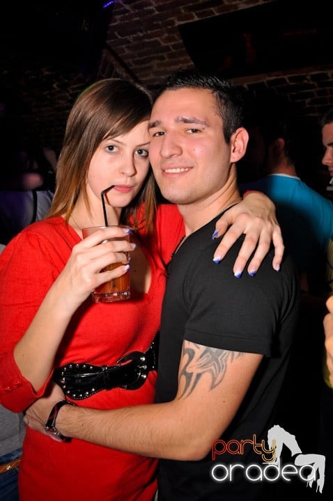 Party vineri în Club Escape, 