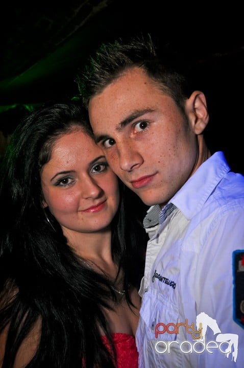 Party vineri în Club Escape, 