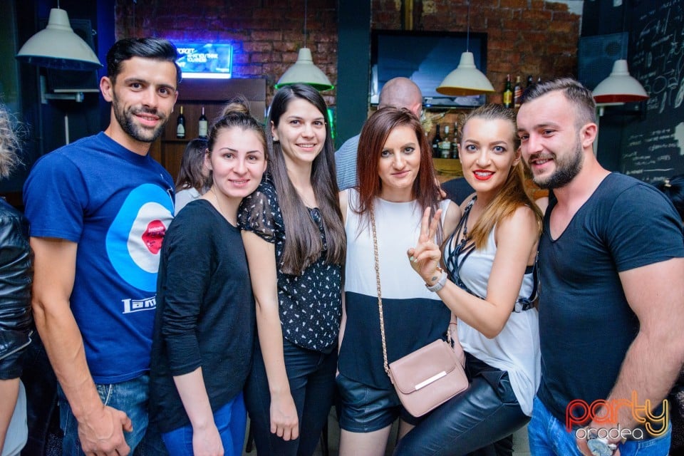 Party with Albui în Juice, Juice