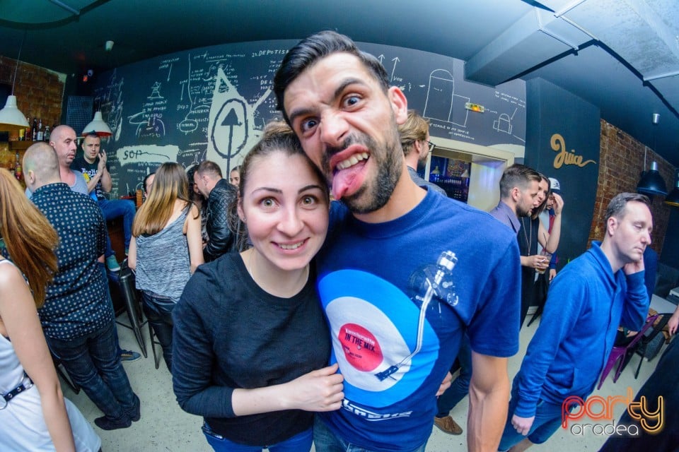 Party with Albui în Juice, Juice
