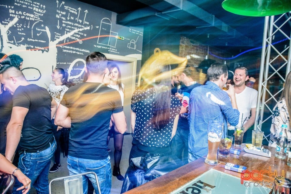 Party with Albui în Juice, Juice