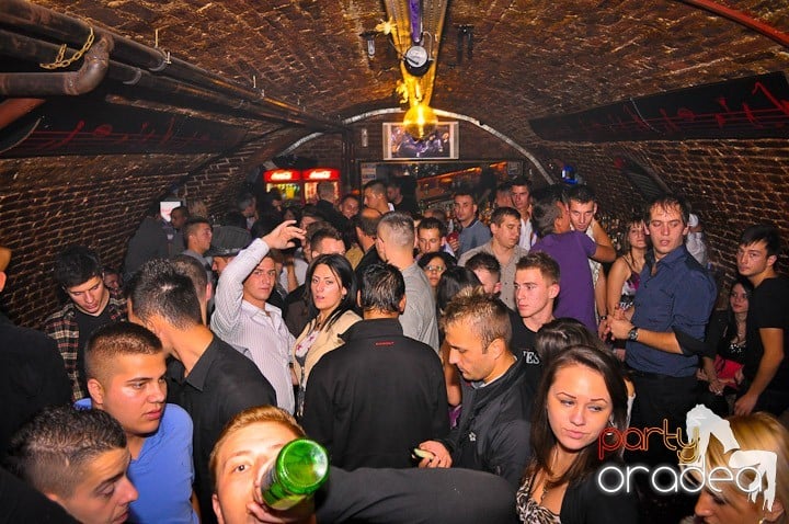 Pe ringul de dans din Escape, 