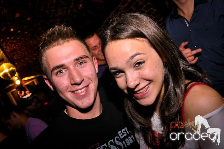 Pe ringul de dans din Escape, 