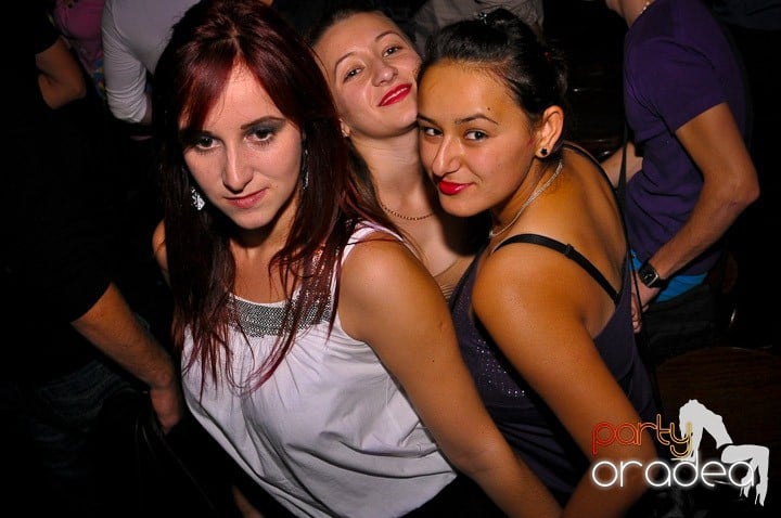 Pe ringul de dans din Escape, 