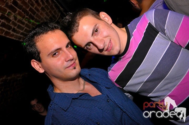 Pe ringul de dans din Escape, 