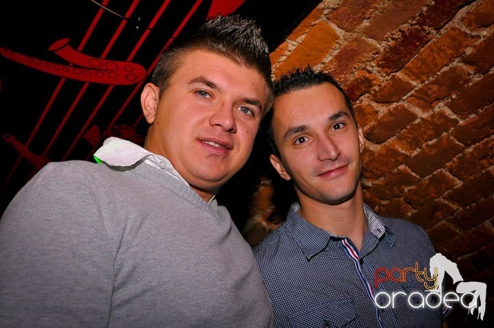 Pe ringul de dans din Escape, 