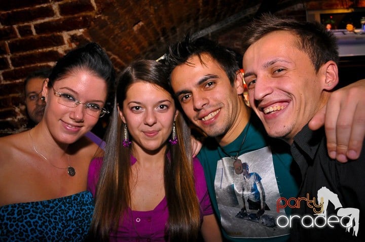 Pe ringul de dans din Escape, 