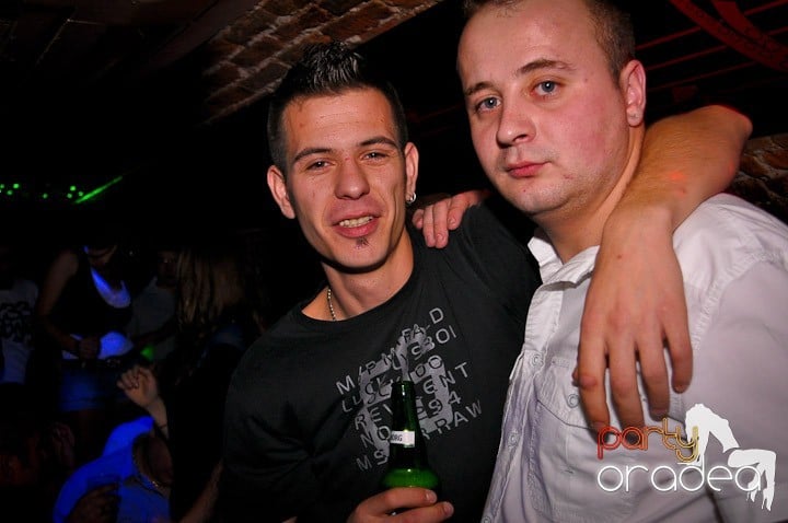 Pe ringul de dans din Escape, 