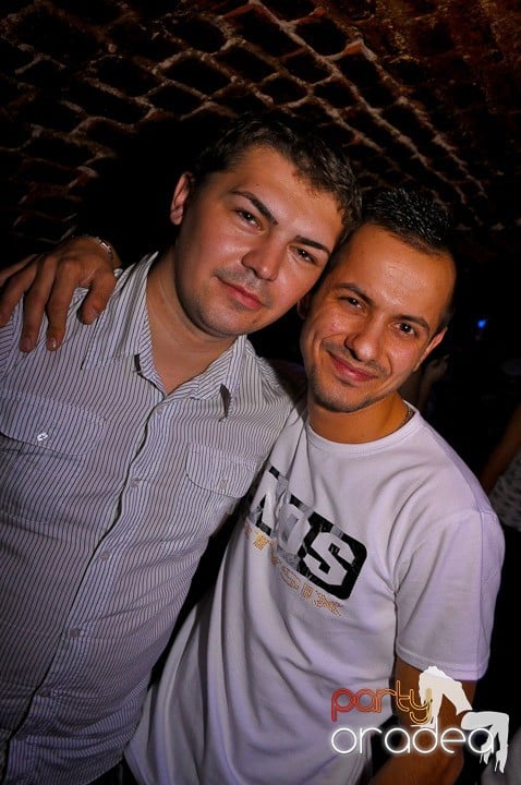 Pe ringul de dans din Escape, 