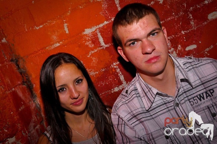 Pe ringul de dans din Escape, 