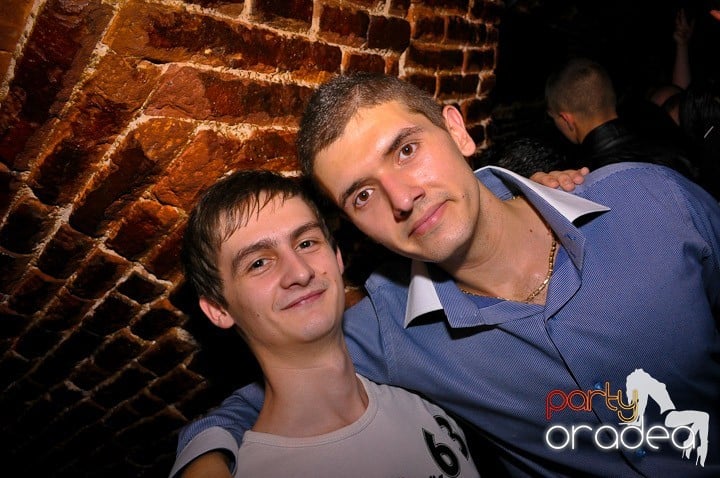 Pe ringul de dans din Escape, 