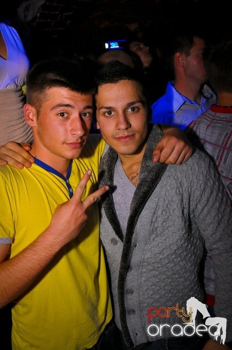 Pe ringul de dans din Escape, 