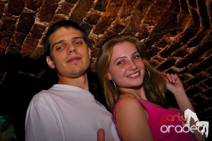 Pe ringul de dans din Escape, 