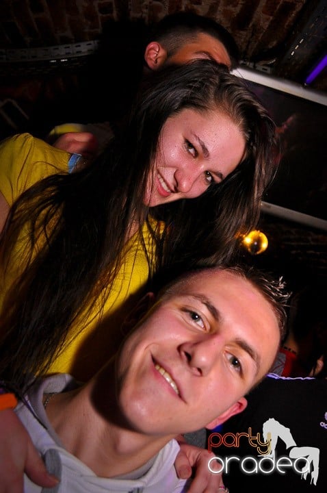 Pe ringul de dans din Escape, 