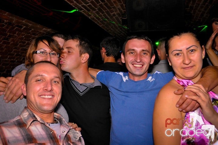 Pe ringul de dans din Escape, 