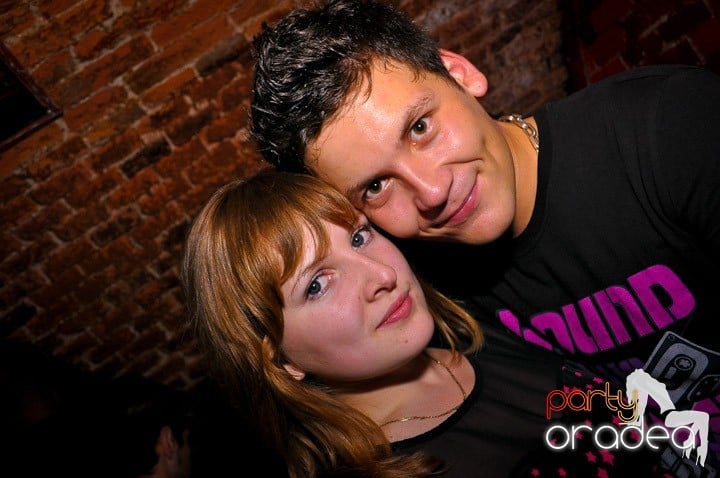 Pe ringul de dans din Escape, 