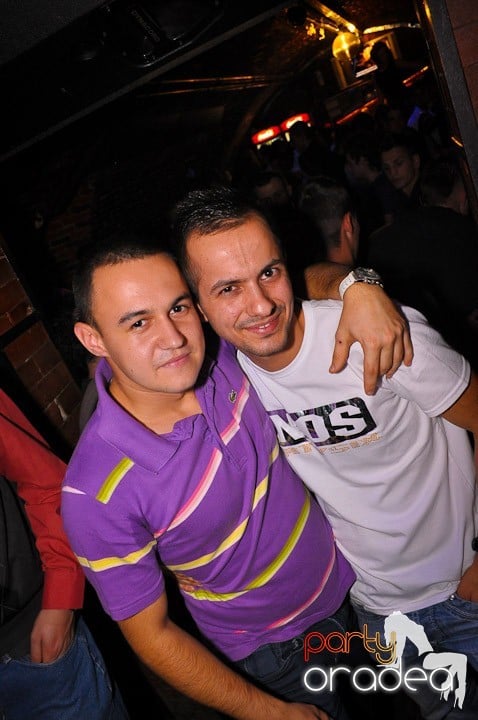 Pe ringul de dans din Escape, 