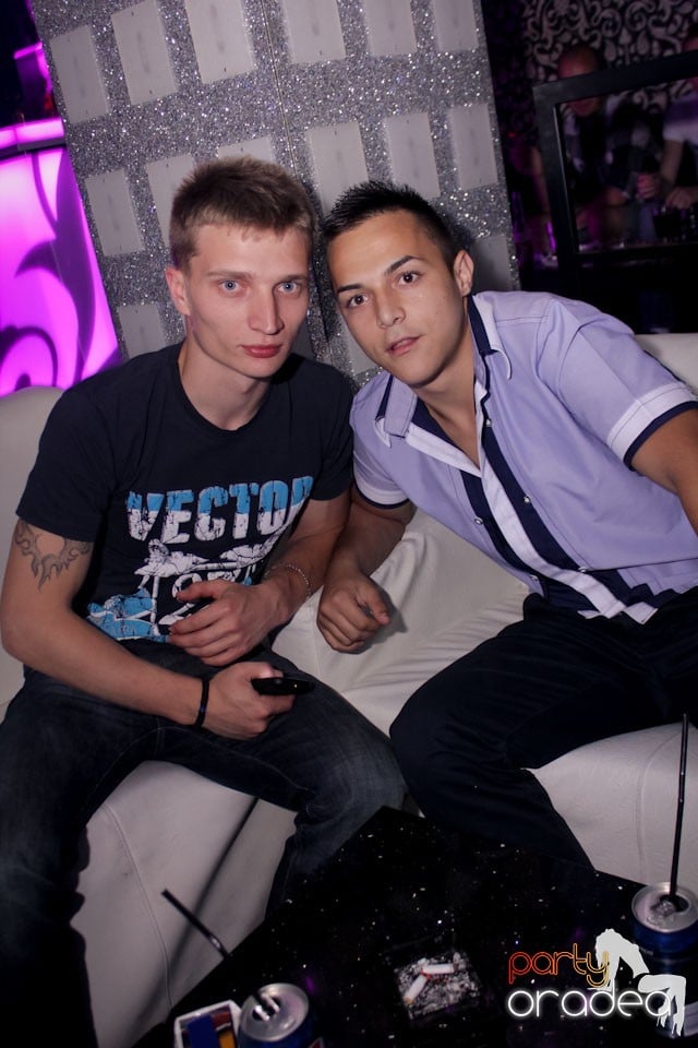 Pedro de la Oradea în Club Life, 