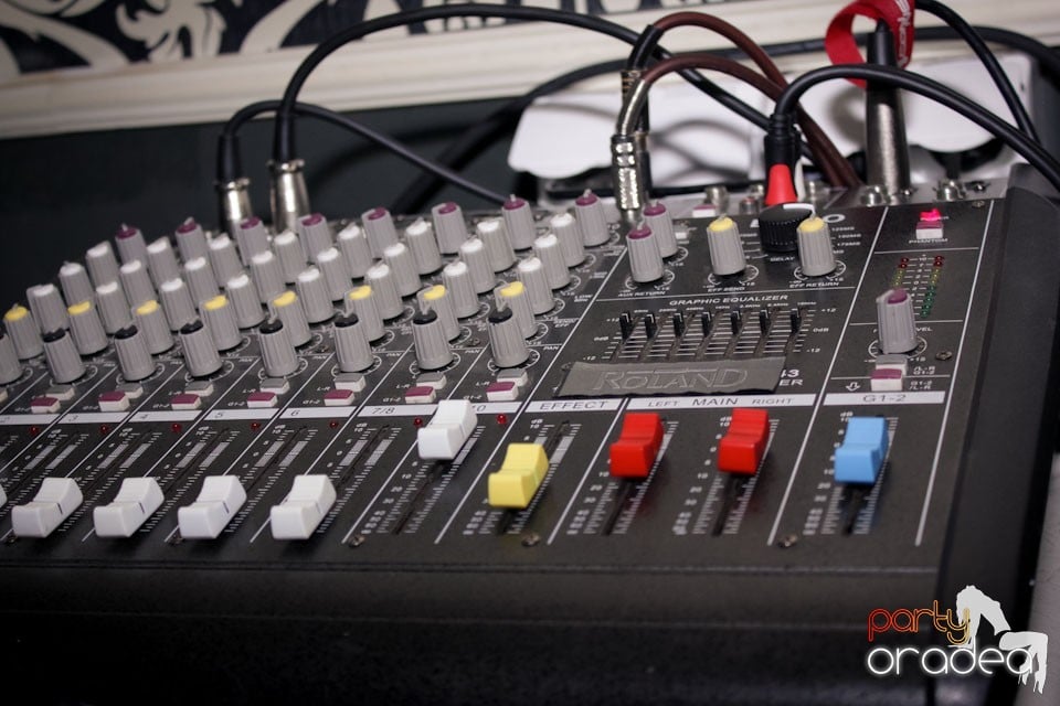 Pedro de la Oradea în Club Life, 