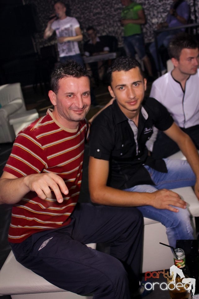 Pedro de la Oradea în Club Life, 