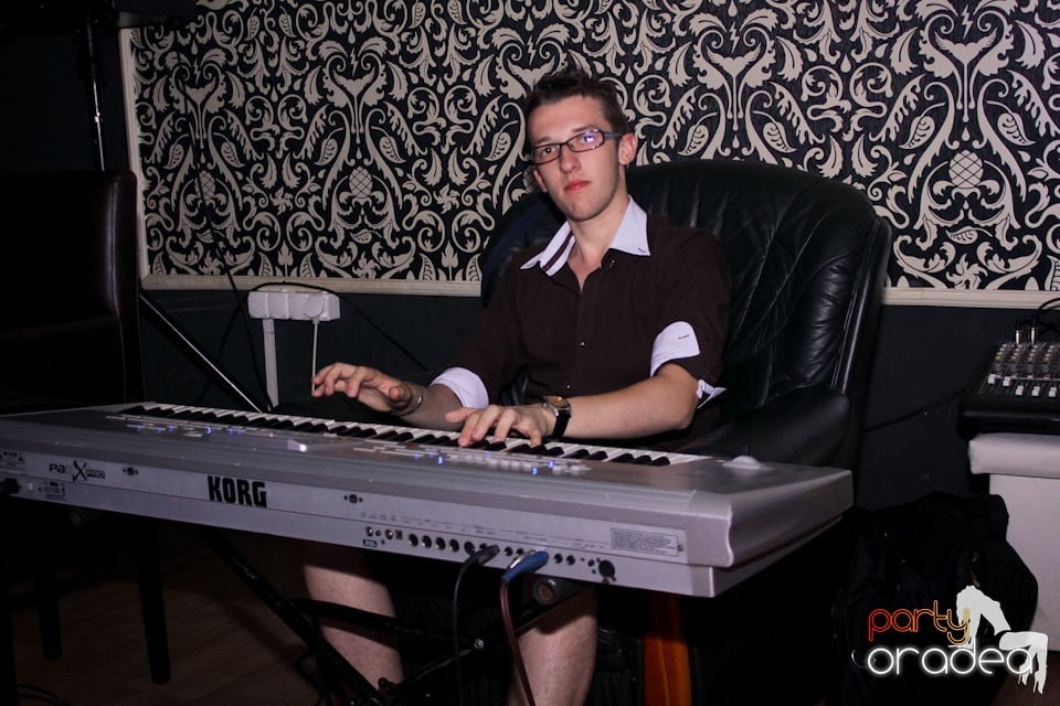 Pedro de la Oradea în Club Life, 