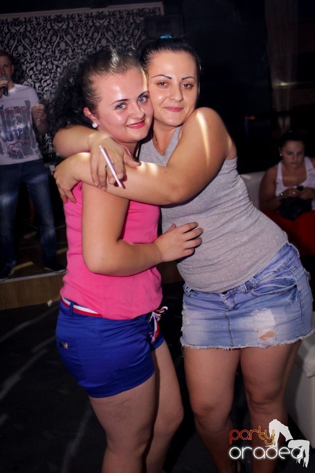 Pedro de la Oradea în Club Life, 