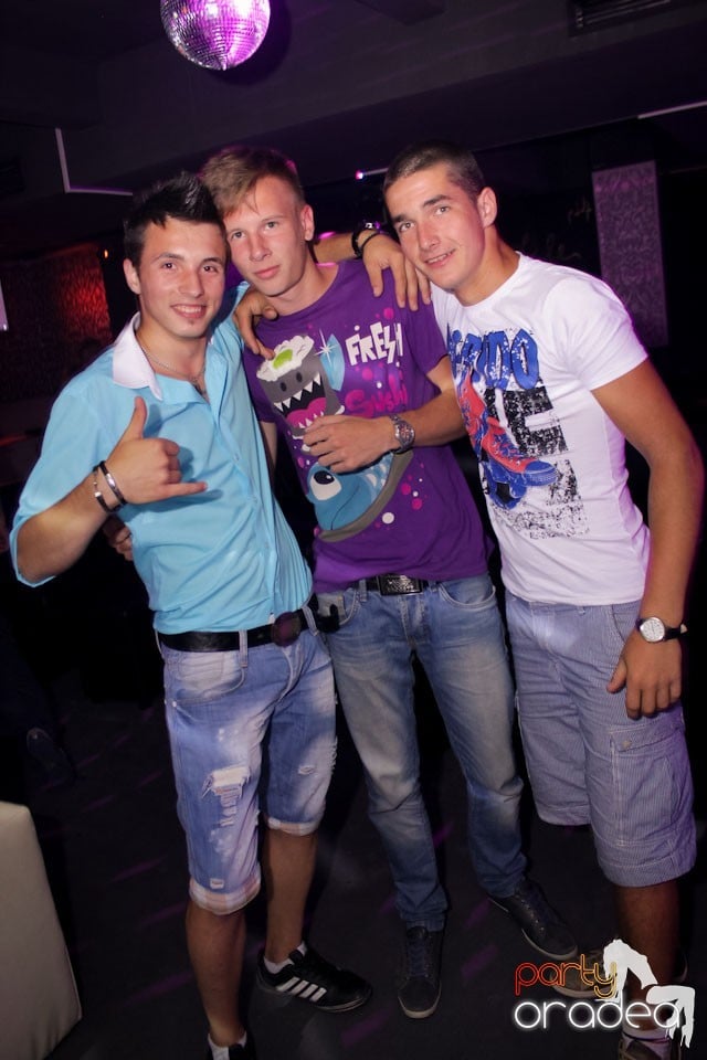 Pedro de la Oradea în Club Life, 