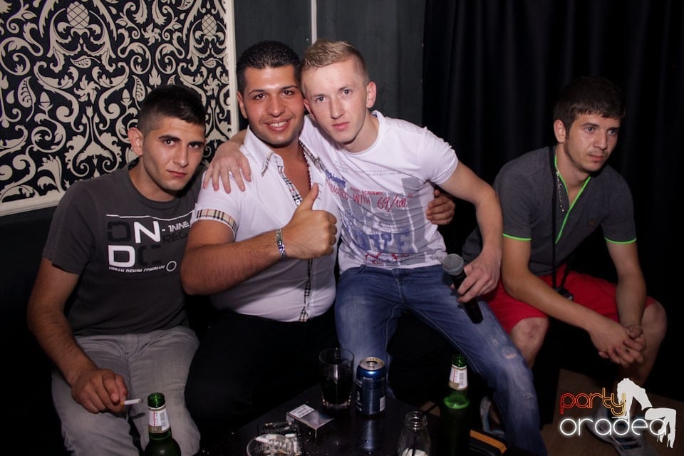 Pedro de la Oradea în Club Life, 