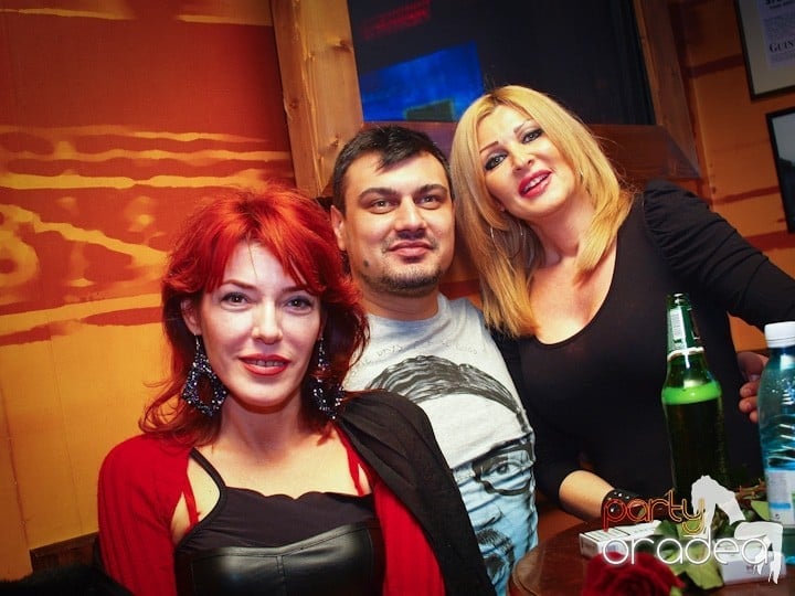 Petrecem alături de Lord's Club, Lord's Pub