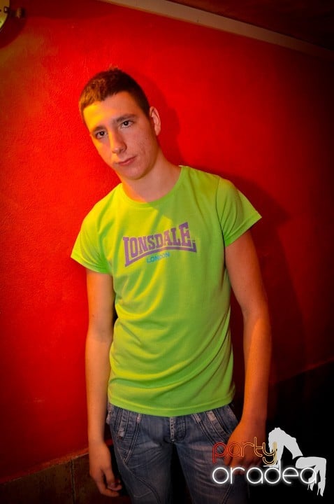 Petrecem cu Downtown, 