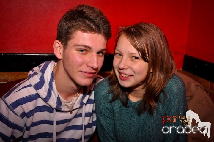 Petrecem cu Downtown, 