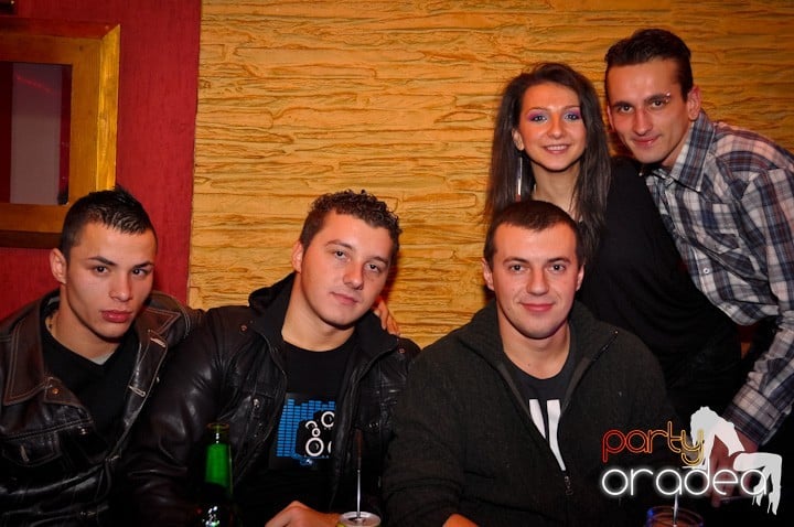 Petrecem cu Downtown, 