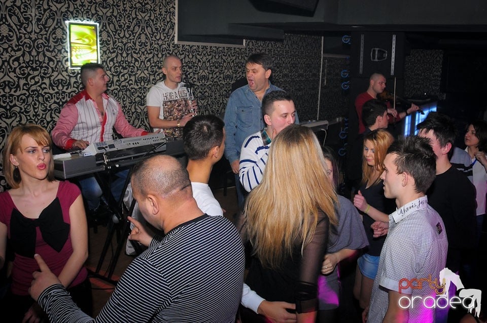 Petrecem până dimineaţa în Life, 