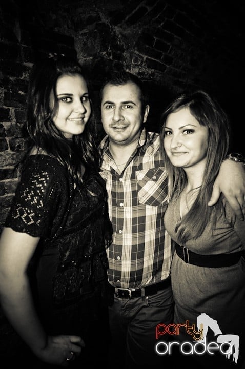 Petrecem toată noaptea, 