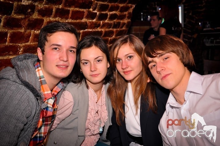 Petrecem toată noaptea, 