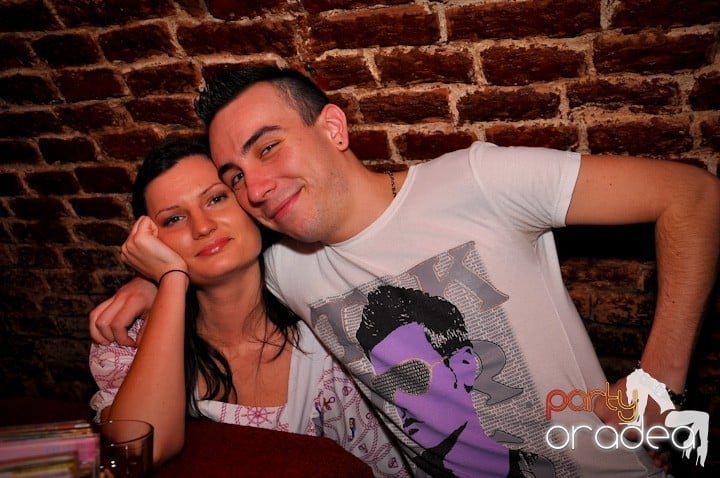 Petrecem toată noaptea, 