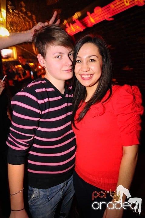 Petrecem toată noaptea, 