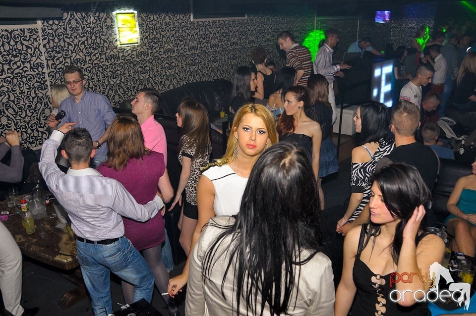 Petrecere alături de Blaga de la Oradea, 