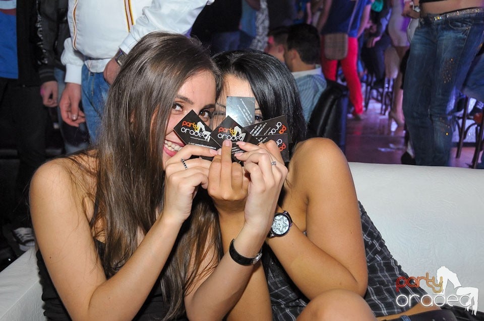 Petrecere alături de Blaga de la Oradea, 