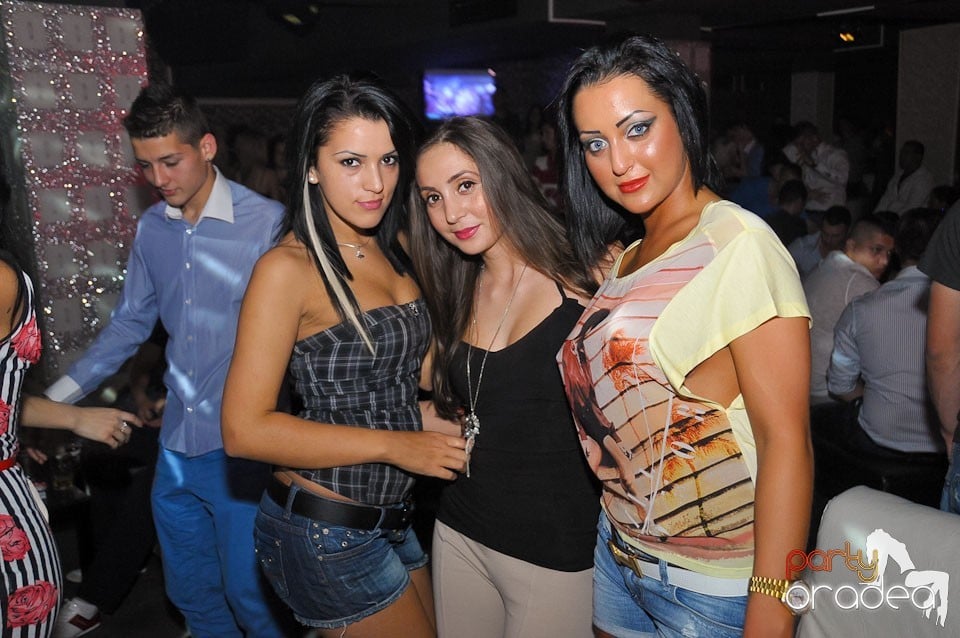 Petrecere alături de Blaga de la Oradea, 