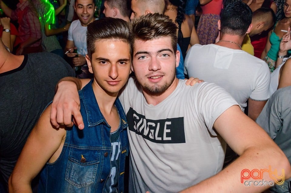 Petrecere alături de Blaga de la Oradea, 