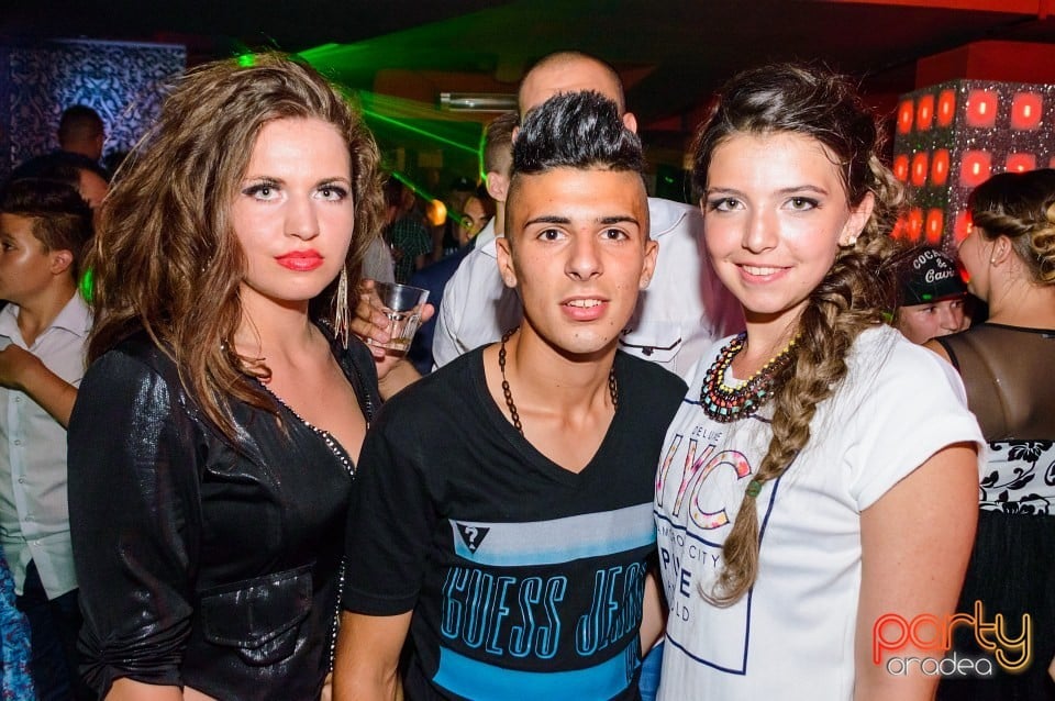 Petrecere alături de Blaga de la Oradea, 