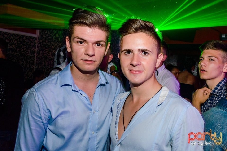 Petrecere alături de Blaga de la Oradea, 