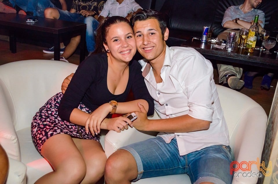 Petrecere alături de Blaga de la Oradea, 