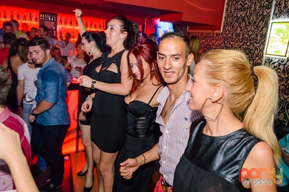 Petrecere alături de Blaga de la Oradea, 