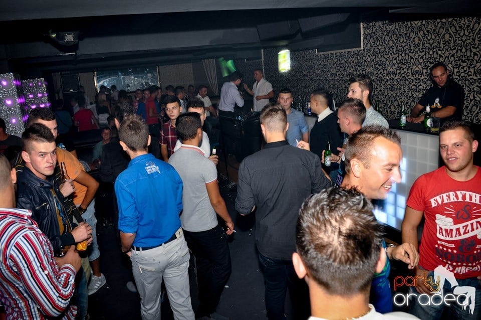 Petrecere alături de Blaga, 