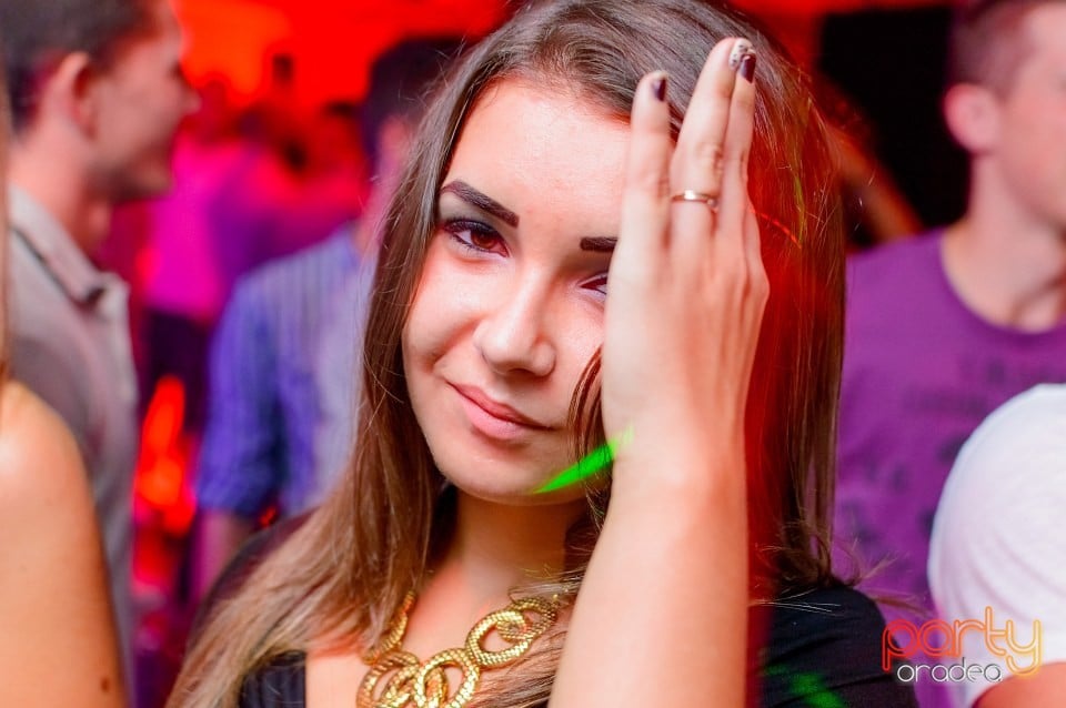 Petrecere alături de Blaga, 