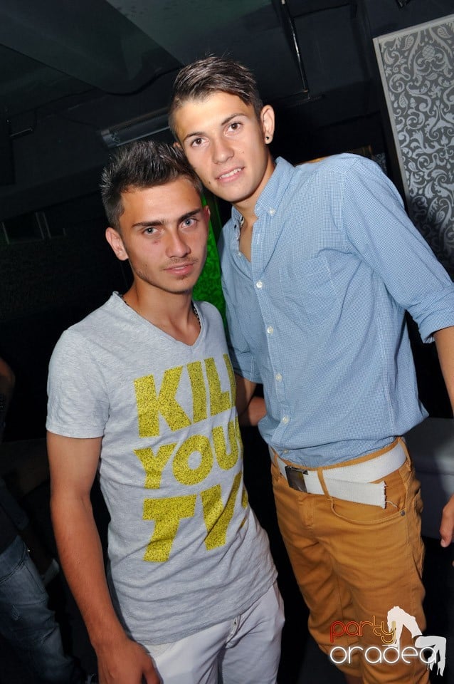 Petrecere alături de Blaga, 